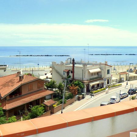 Esperia 23 Appartement Lido di Pomposa Buitenkant foto