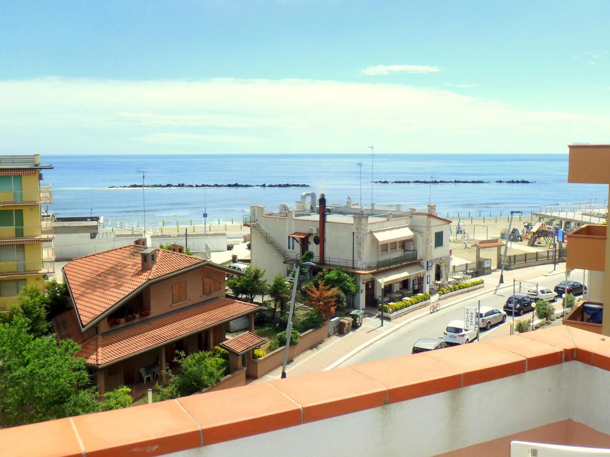 Esperia 23 Appartement Lido di Pomposa Buitenkant foto